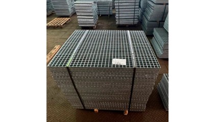Решетчатый сварной настил SP S4 Zn 33x33 / 25x2 Ст3пс фото решетчатый сварной настил SP S4 Zn 33x33 / 25x2 Ст3пс купить в Тольятти