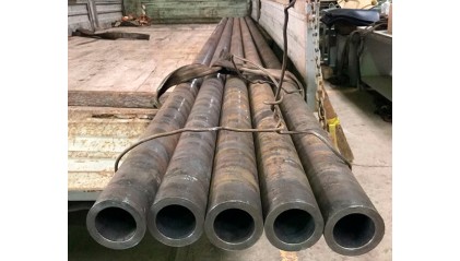 Труба стальная бесшовная цельнотянутая 32x3 мм Ст45 фото трубу стальную бесшовную цельнотянутую 32x3 мм Ст45 купить в Тольятти